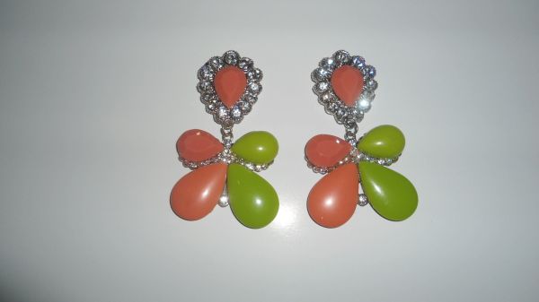 Brinco em strass cristal com gotas coloridas - Cd. 015